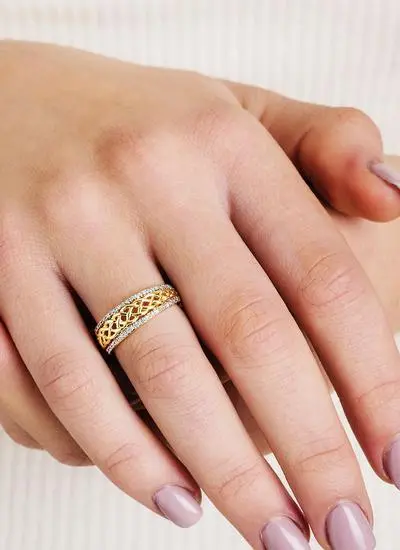 Ladies 14ct Gold Celtic Knot Diamond Ring